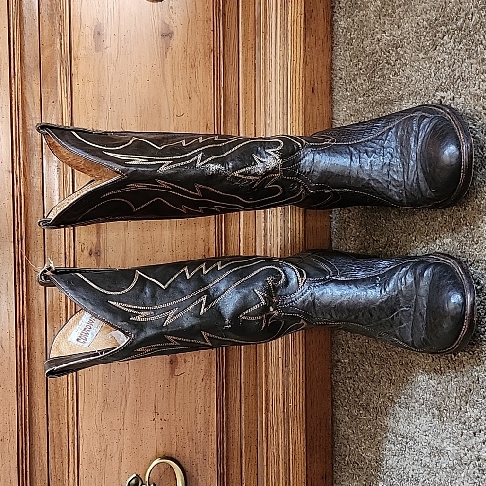 VIntage brown leather Cowtown cowboy boots Men's 6.5 Women's 8